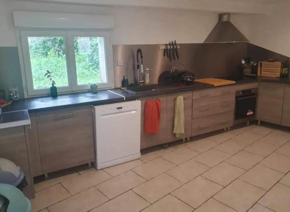 Chambre Chez L'Habitant Avec Petit Dejeuner A 5 Mins Du Futuroscope Чассенеуил-Ду-Поитоу Экстерьер фото